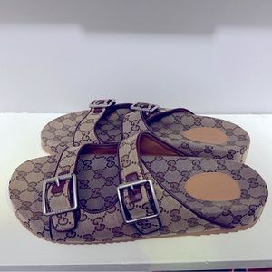 Men’s Gucci sandals